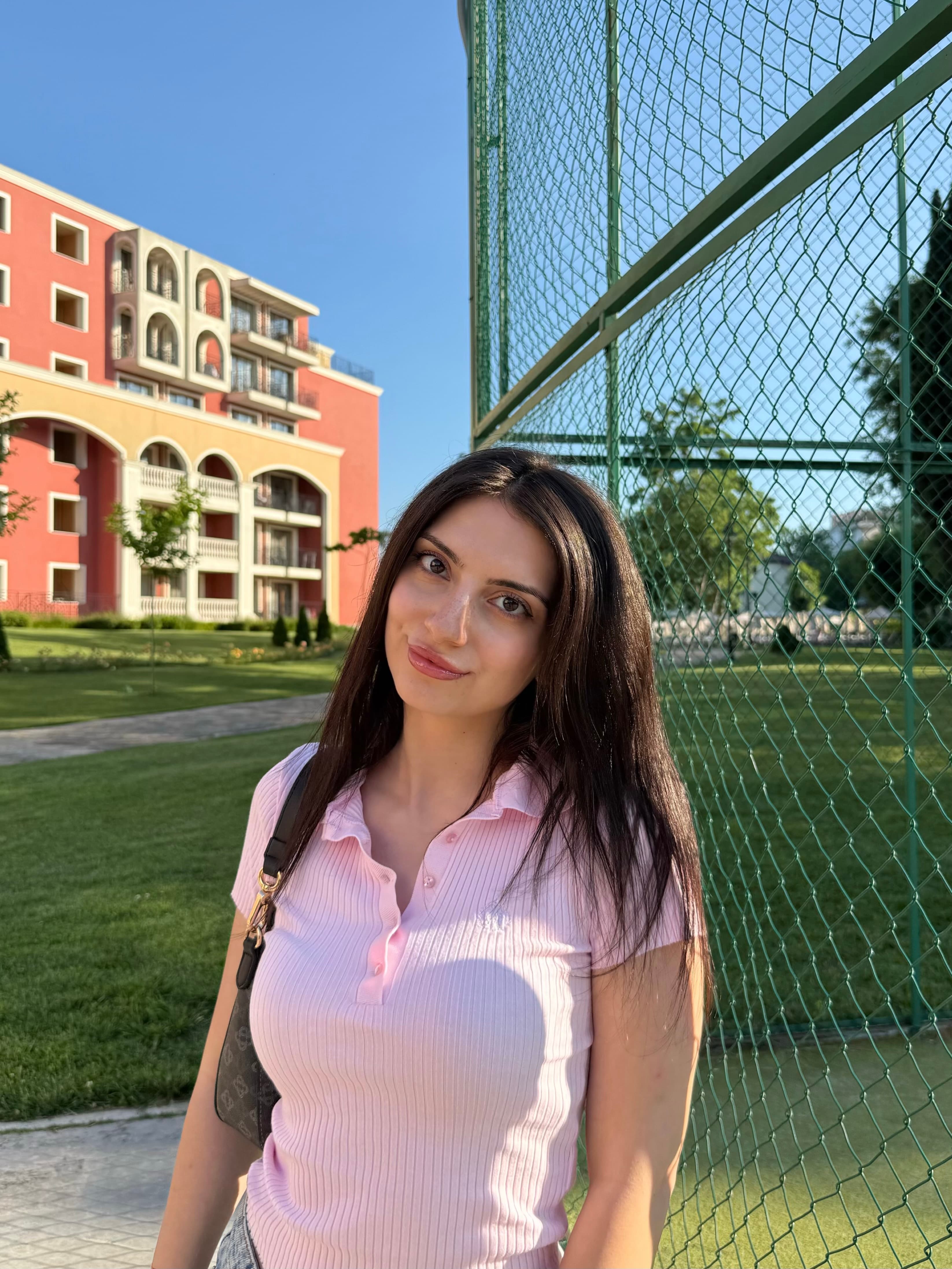 Профилна снимка