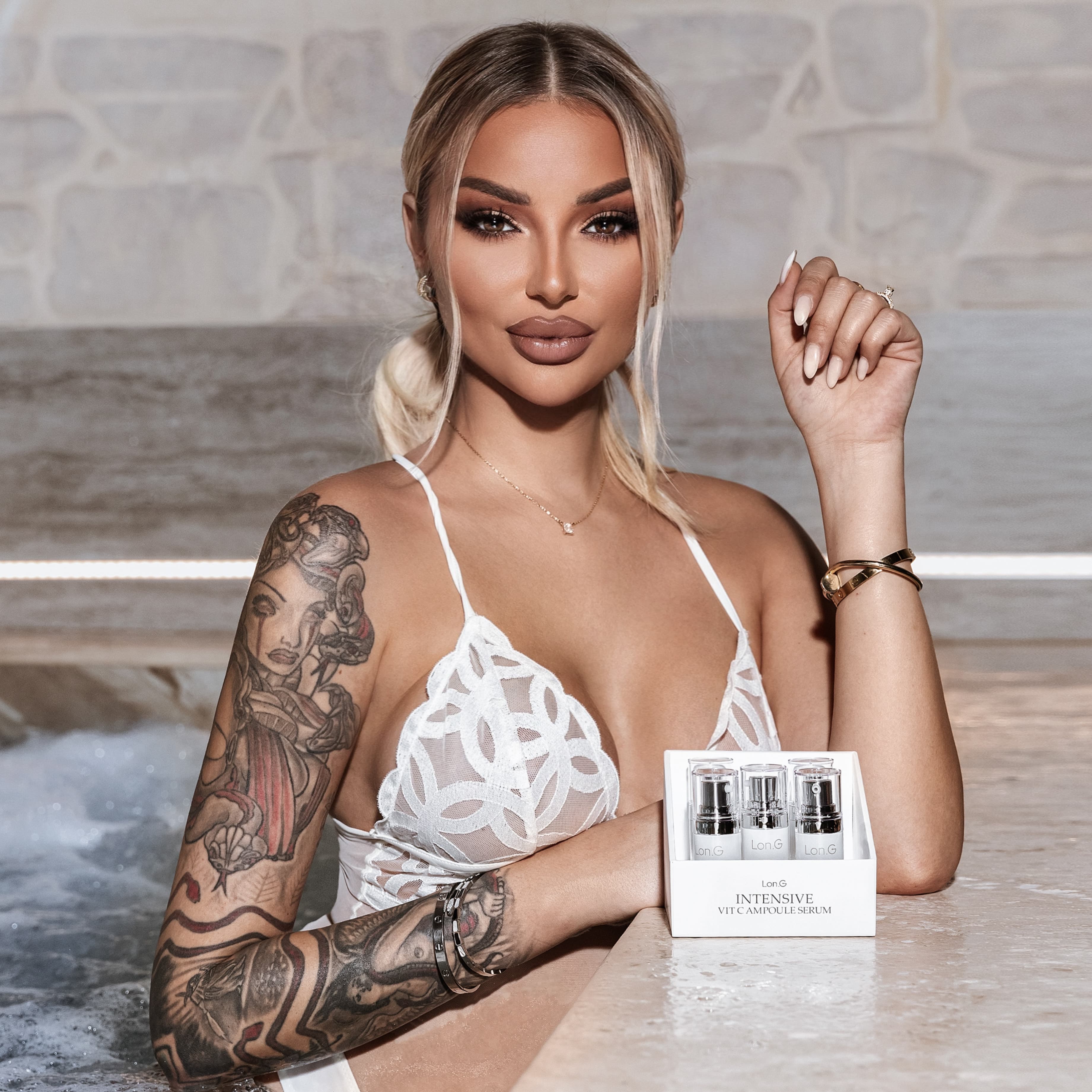 Профилна снимка